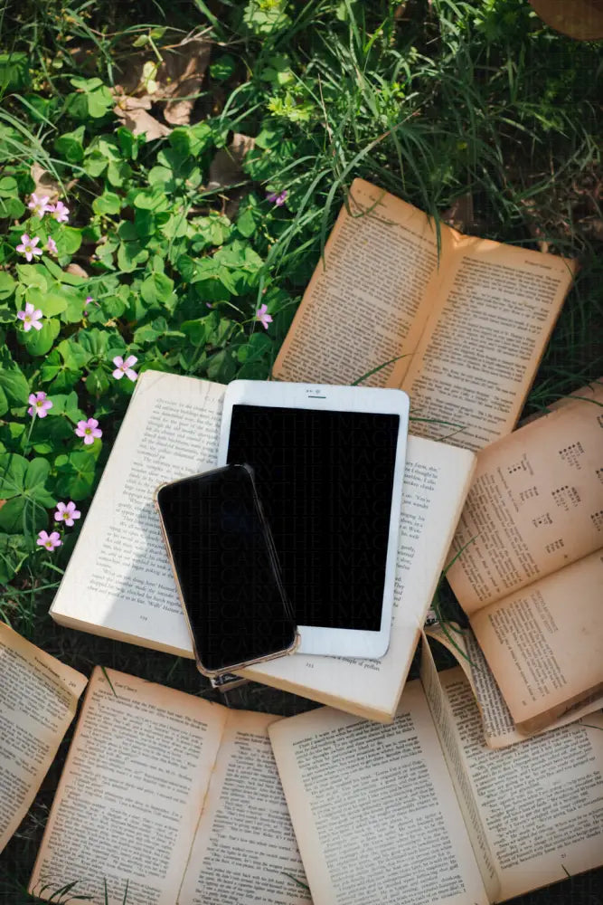 Embracing Moments Series 5787